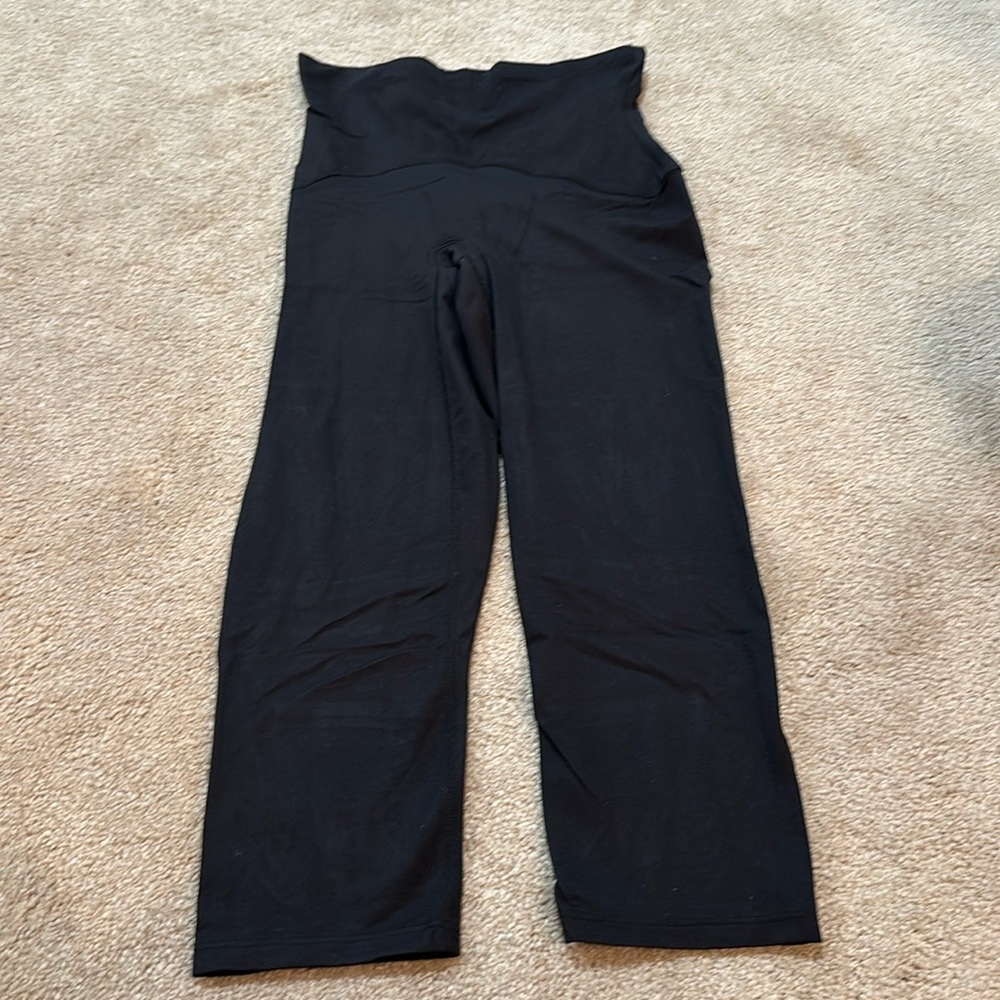 Spanx knee length leggings
